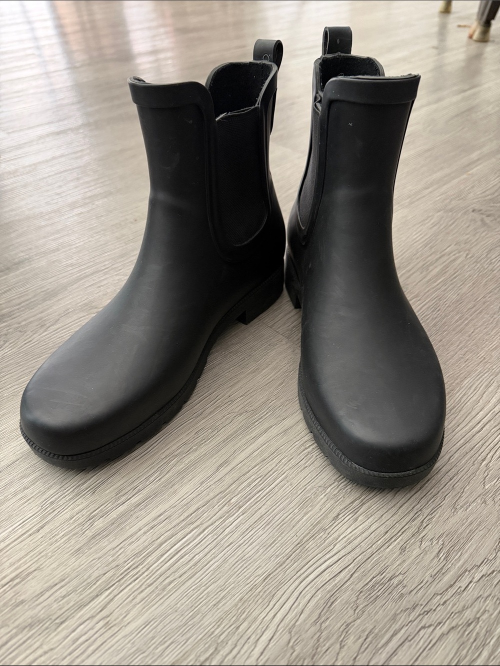 Eddie Bauer Hailey Black Chelsea Waterproof Rain Boots Sz 8 EUC worn once